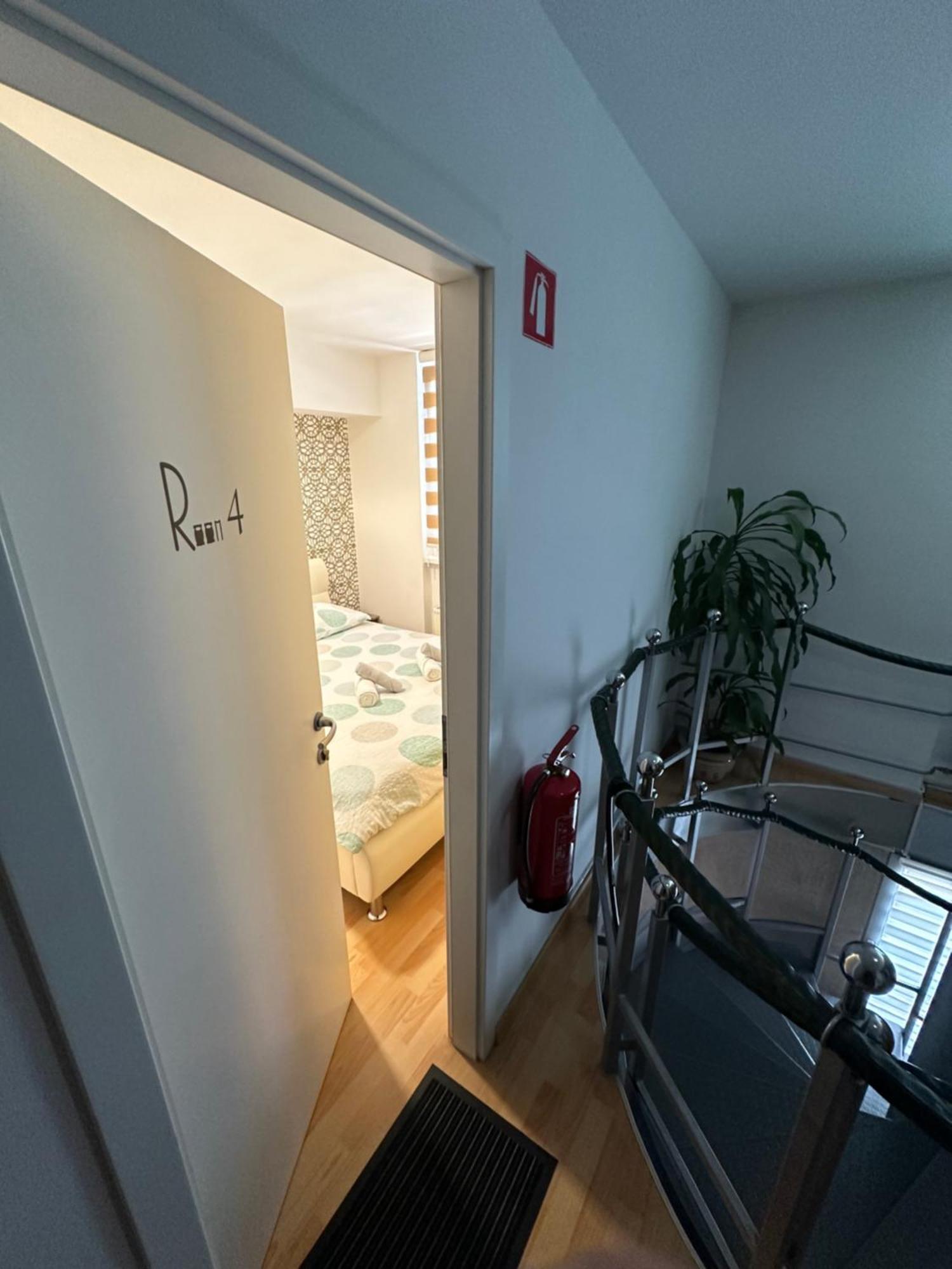 Granada Rooms Любляна Экстерьер фото
