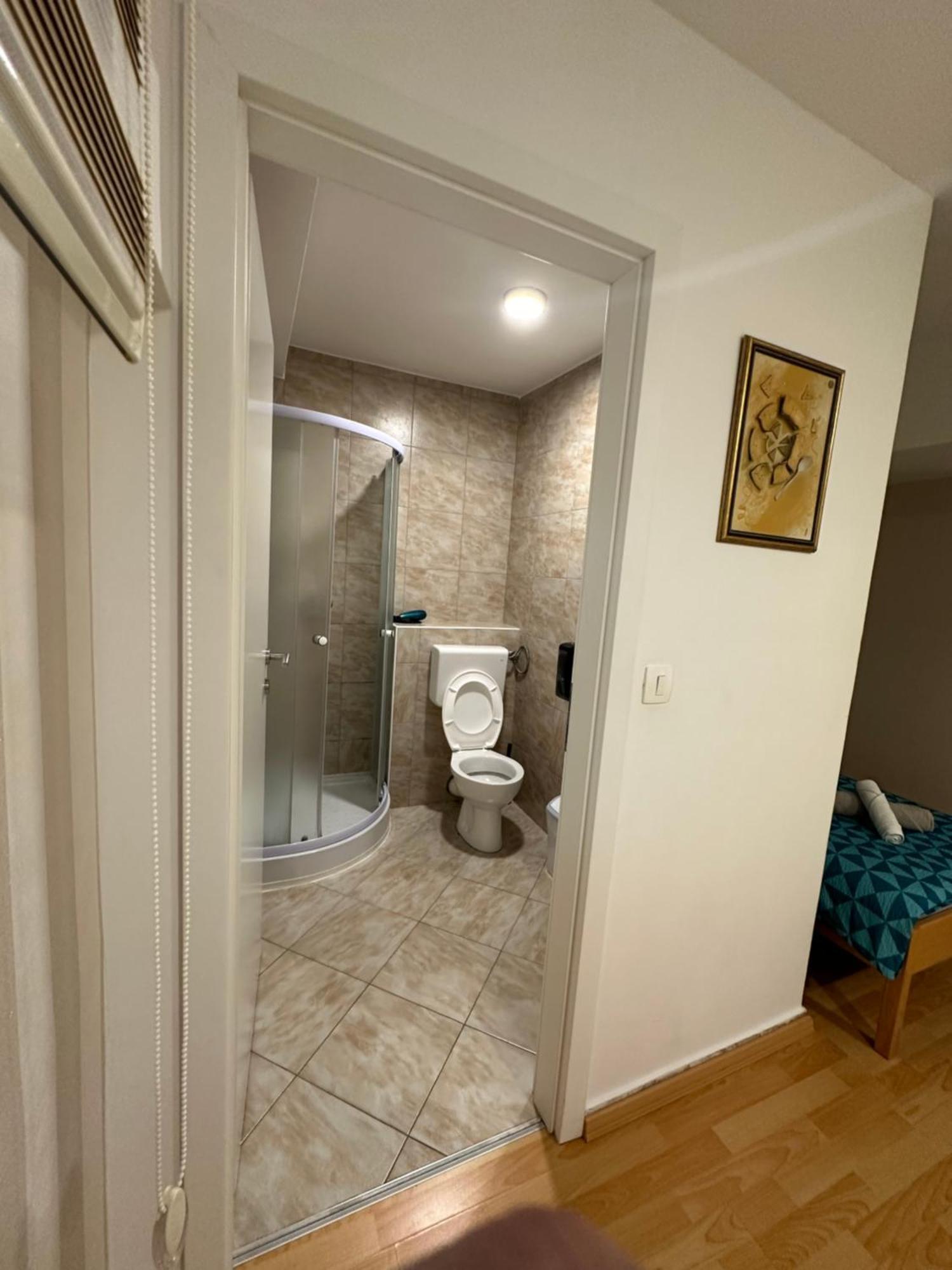 Granada Rooms Любляна Экстерьер фото